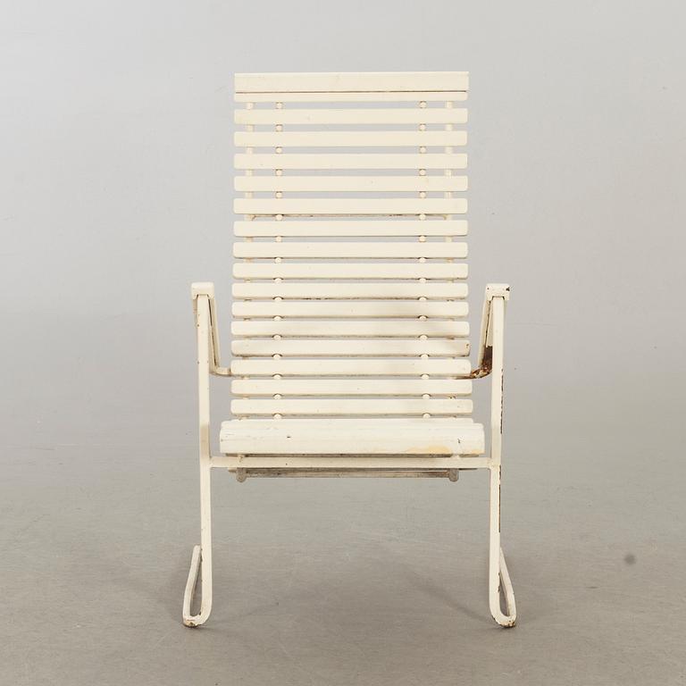 A GARDEN EASY CHAIR FROM BJÖRUM.