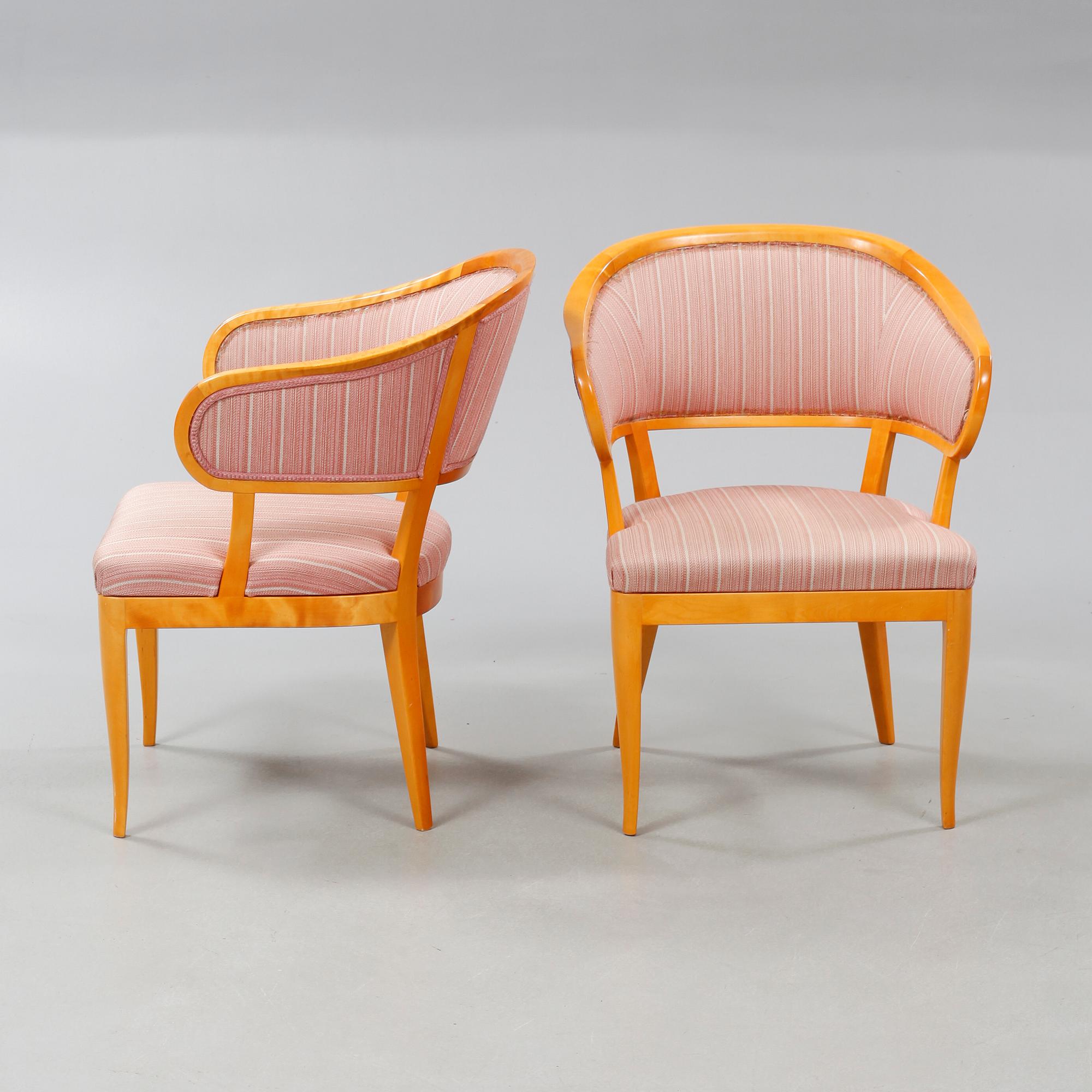 A pair of armchairs by Carl Malmsten, "Jonas love", second half of the 20th century.