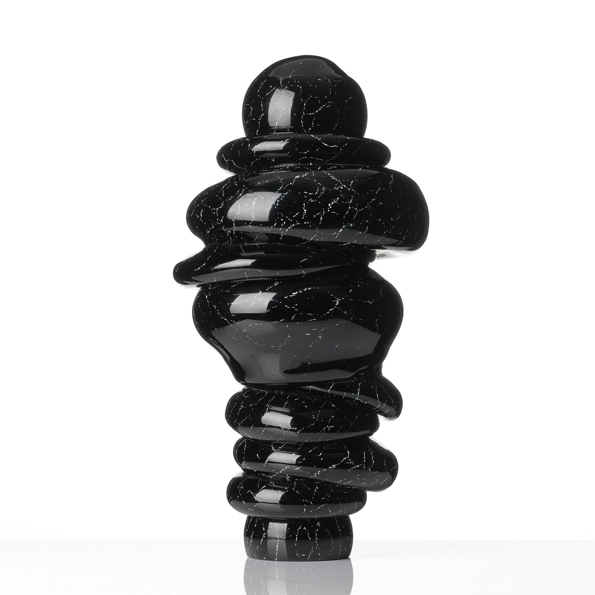 Tony Cragg, "The Spine".