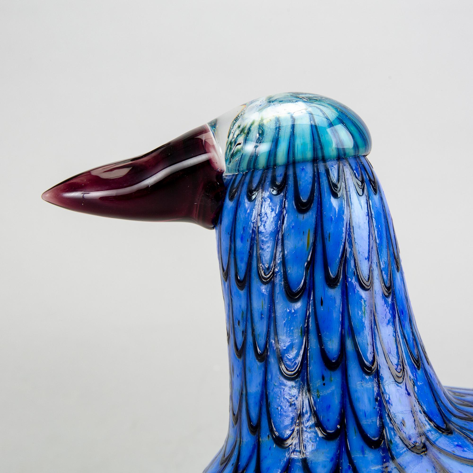 Oiva Toikka, a signed glass figurine.