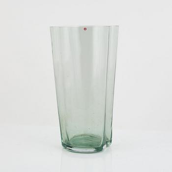 Alvar Aalto, vase, glass, "Alvar Aalto 100 years", Iittala 1284/1998.