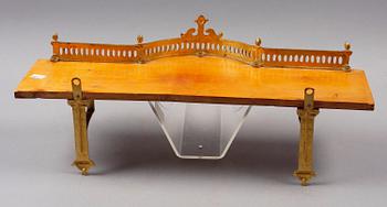 KONSOLHYLLA, Louis XVI-stil, 1800-talets slut.