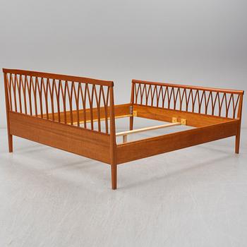 CARL MALMSTEN, a 'Guldheden' cherry wood bed, Åfors Möbelfabriks AB.