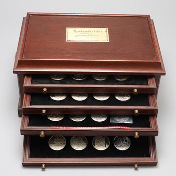 50 silver medallions, "Rembrandt in silver" from Franklin Mint AB, 1970s.