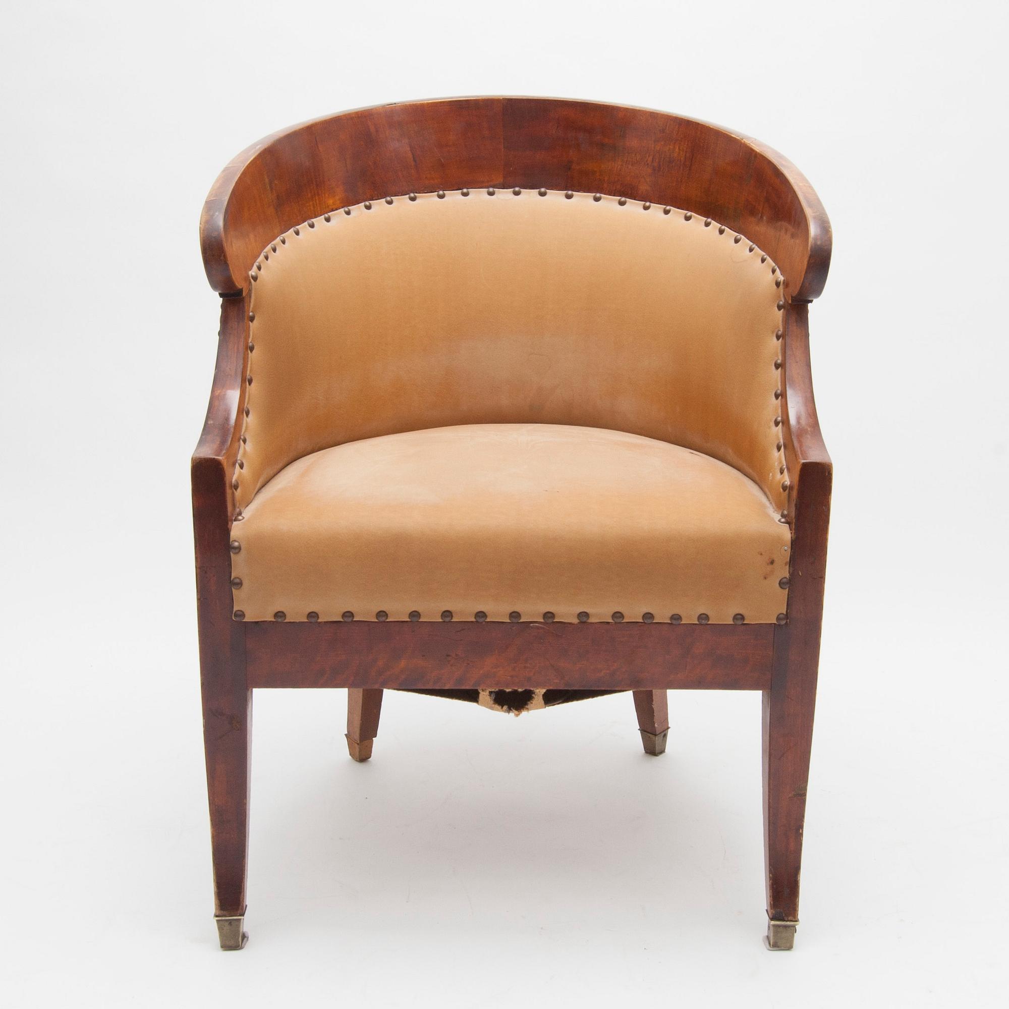 FÅTÖLJ / BERGÈRE, Ryssland, 1800-talets mitt.