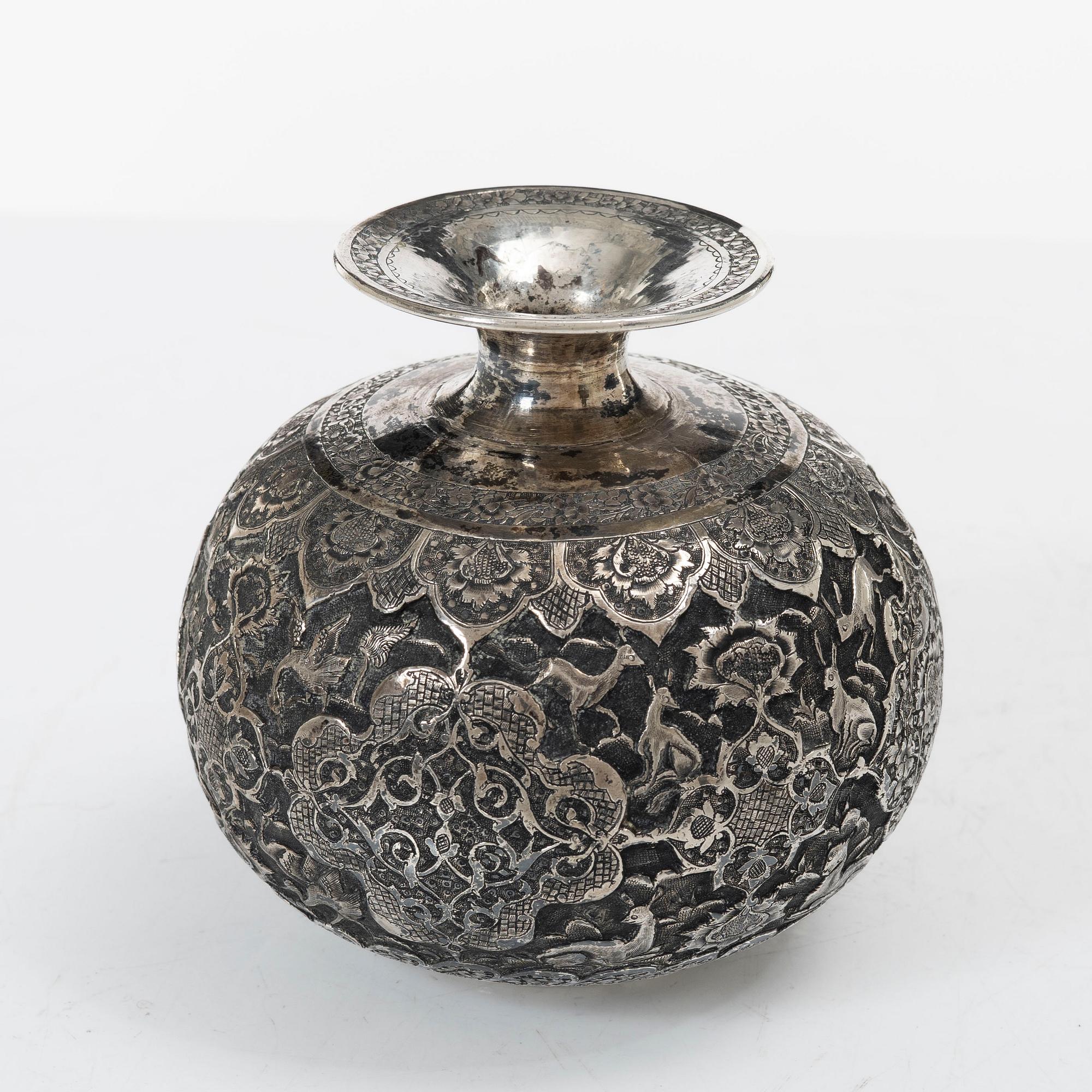 Vas, silver, Persien (Iran), sen Qajardynasti / tidigt 1900-tal.