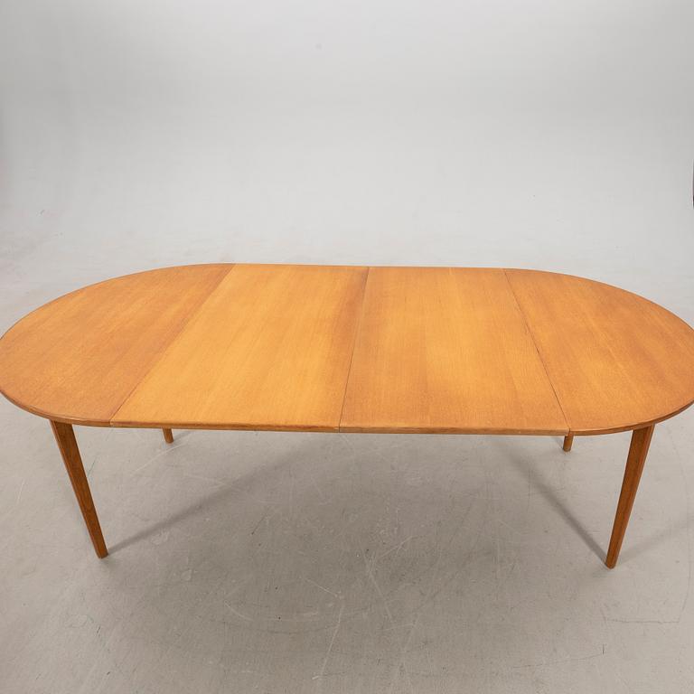 Carl Malmsten, dining table, later part of the 20th century.