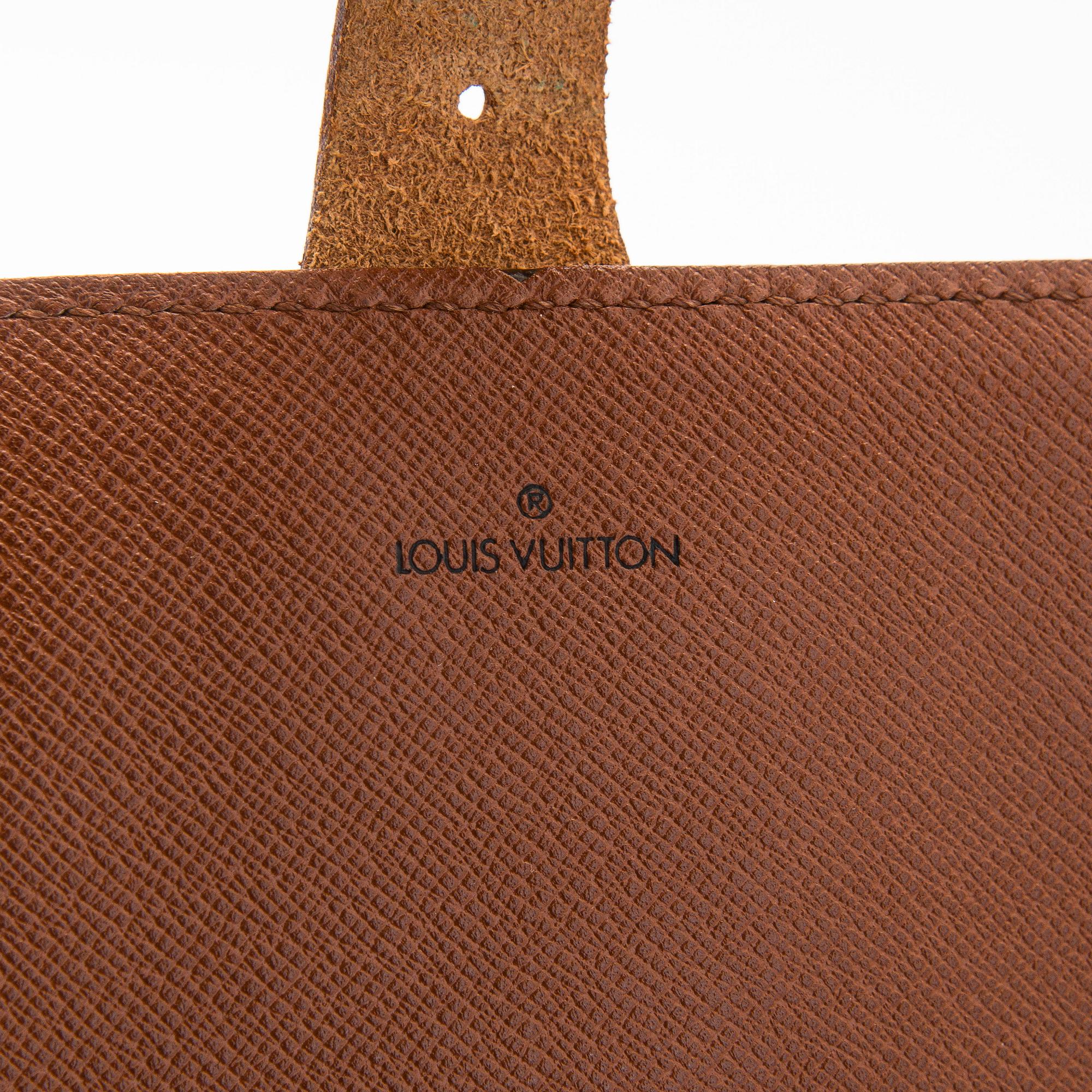 Louis Vuitton, laukku, "Cartouchière".