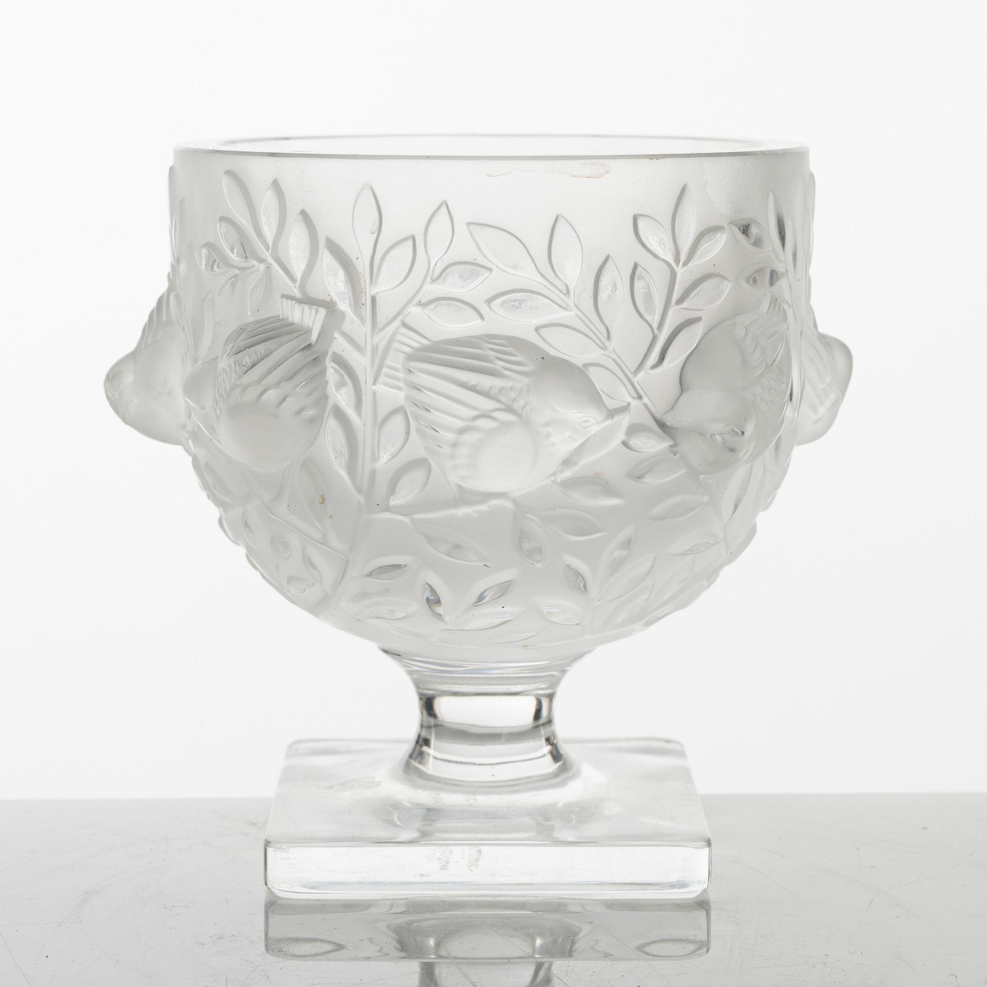 Marc Lalique, footed bowl, "Elisabeth", Lalique, France.