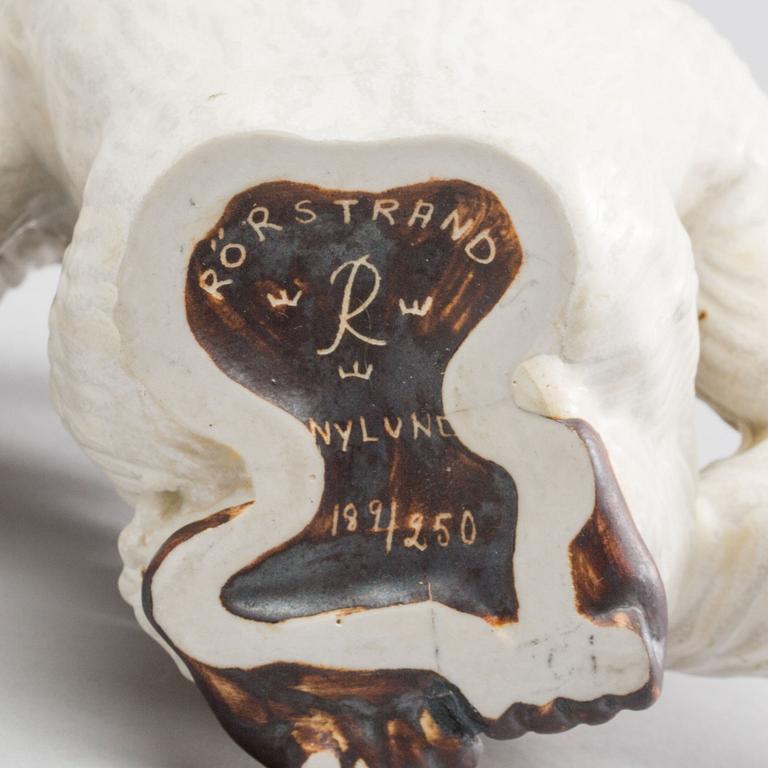 FIGURIN/APA, stengods. Gunnar Nylund, Rörstrand.