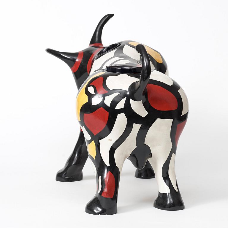 Niki de Saint Phalle, "Taureau Vase".