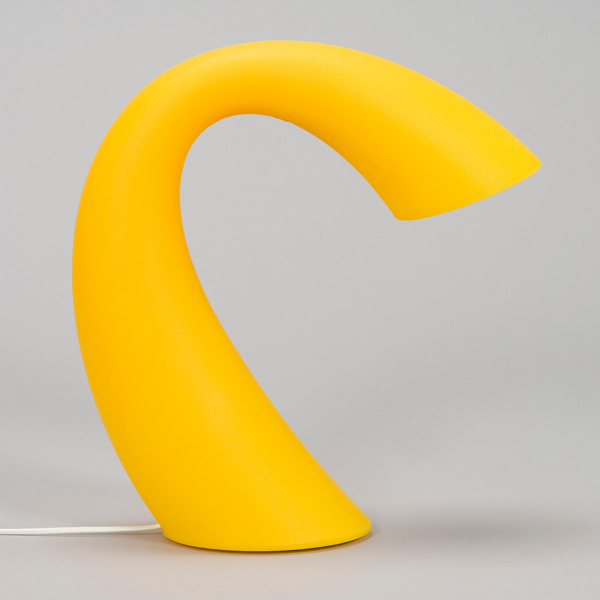 Eero Aarnio, A table lamp 'Swan' for Melaja Oy, 2007.