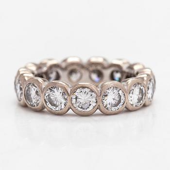 An 18K white gold eternity ring, brilliant-cut diamonds totalling approx. 2.12 ct according to engraving. Stamped Wempe.