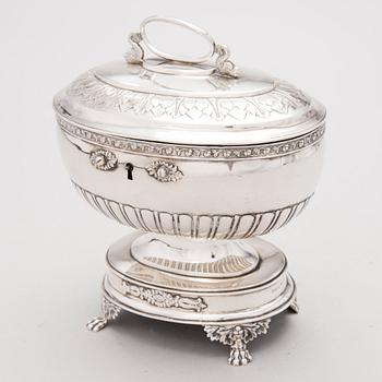 CARL PETTER LAMPA, SOCKERSKRIN, silver, empire, Stockholm 1827.