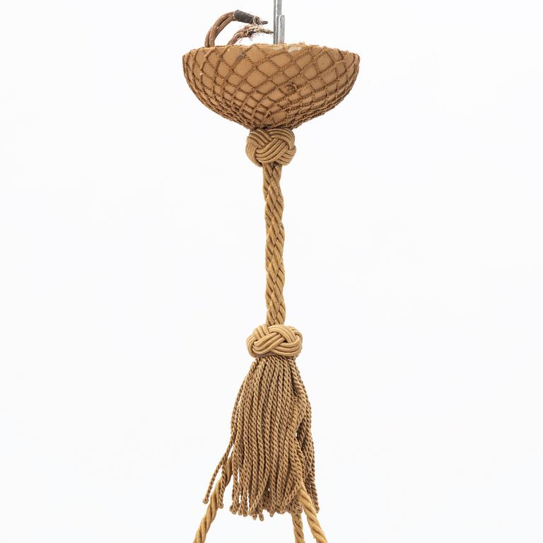 Taklampa, alabaster, 1920/30-tal.