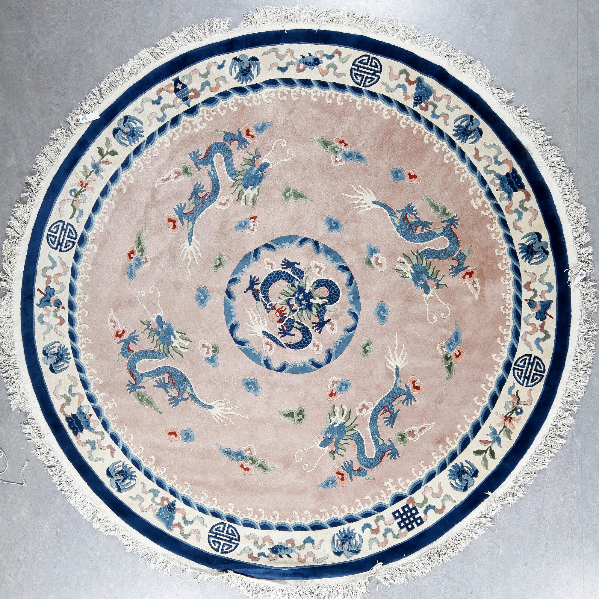 MATTA, Kina, Diameter ca 277 cm.