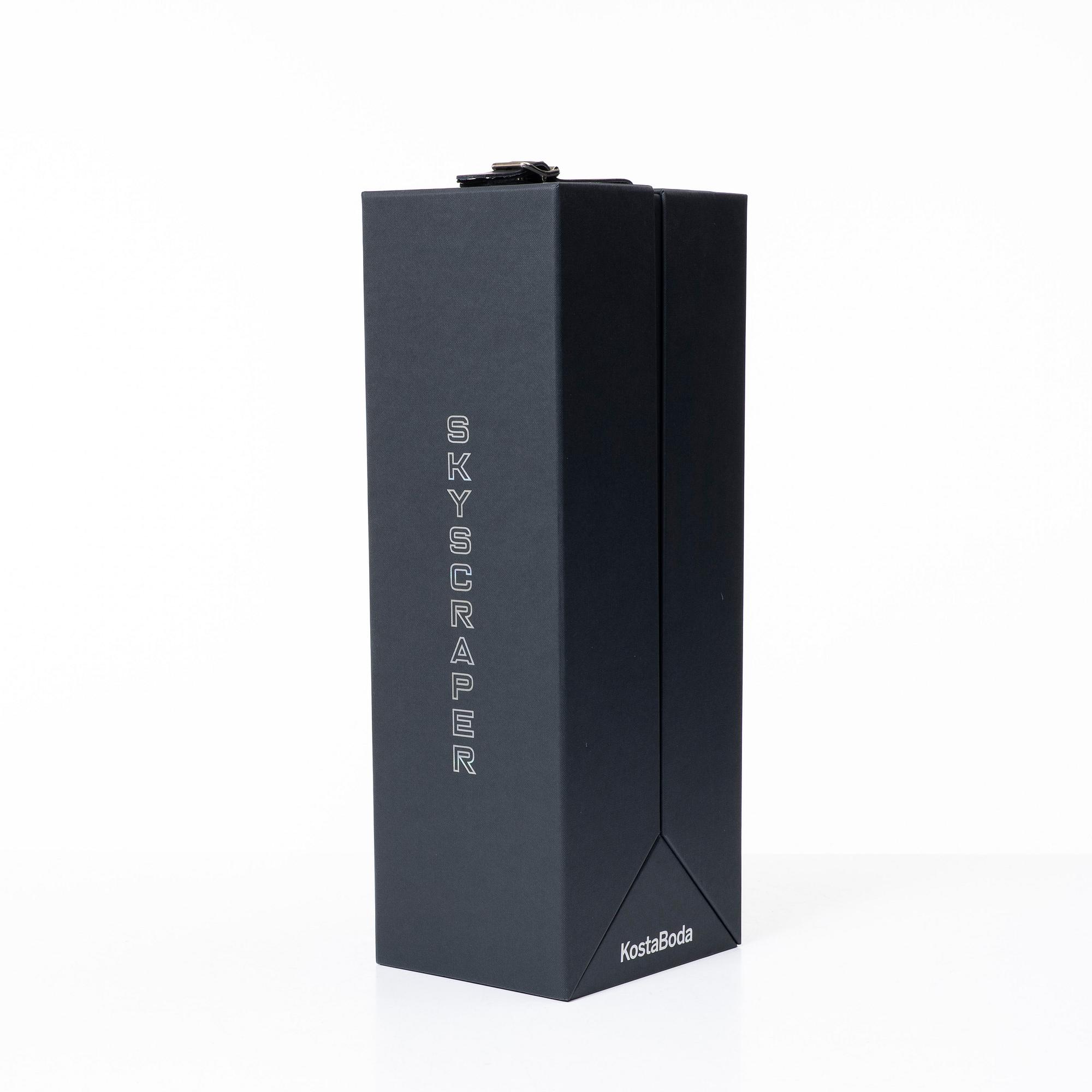 Lena Bergström, skulptur, glas, "Skyscraper one New York", Kosta Boda, limited edition 279/299, signerad, 2023.