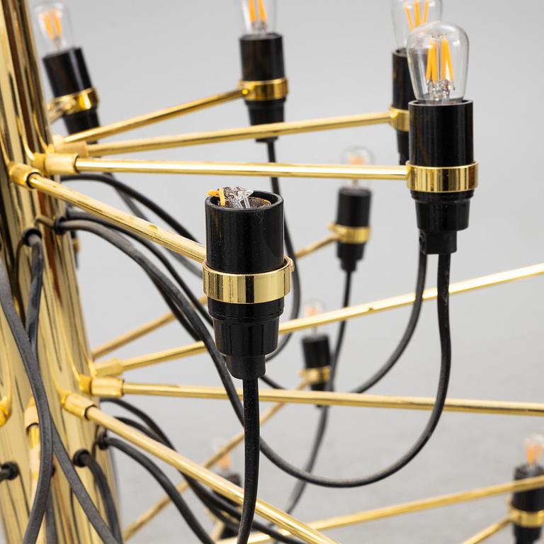 Gino Sarfatti, a ceiling lamp, model 2097/50, Flos, Italy.