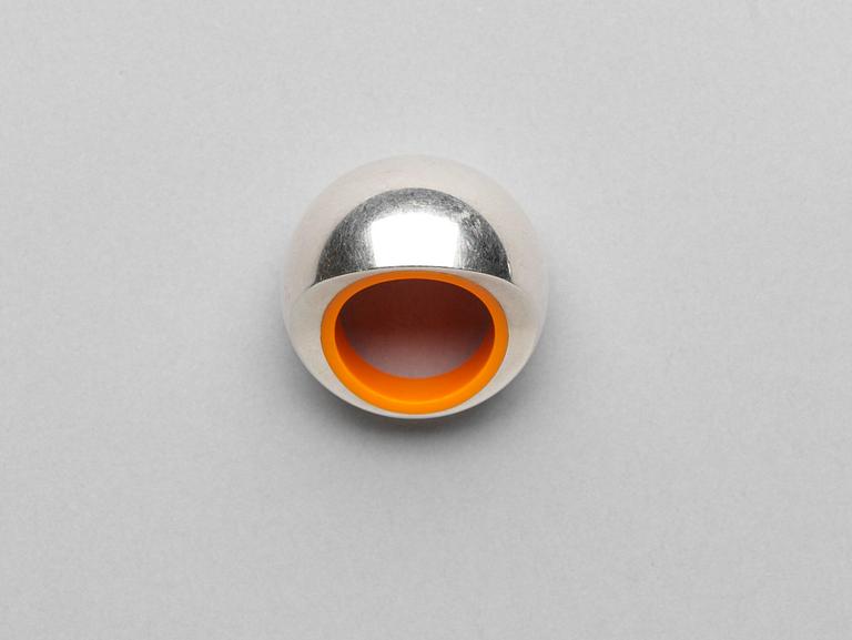 RING, Hermès.