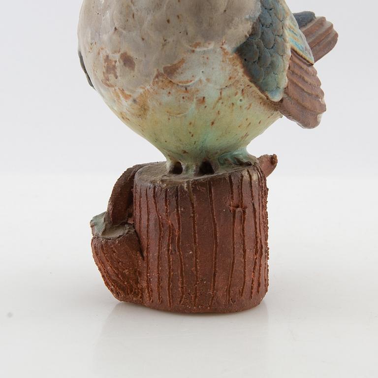 Tyra Lundgren, Sculpture Bird on Stump.
