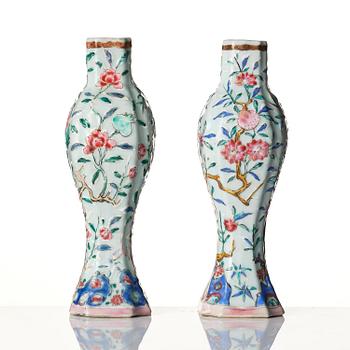 A matched set of famille rose vases, Qing dynasty, Qianlong (1736-95).