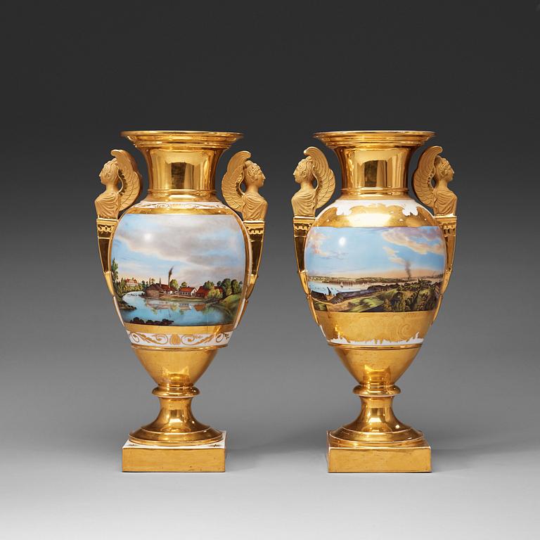 Two Empire urns, presumably wilhelm Heinemann, not signed, early 19th Century.