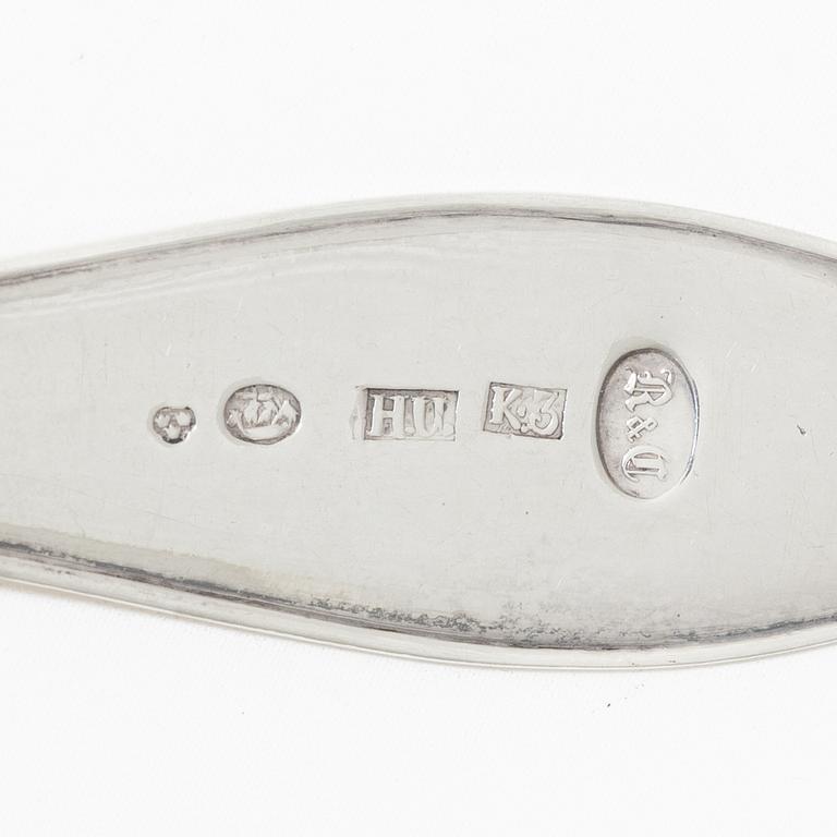 Soppslev, såssked samt strösked, silver, Sverige och England omkring år 1800.
