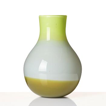 Gunnel Sahlin, urna, glas, Pilchuck Glass School, Seattle, 1995, blåst av Dante Marioni.