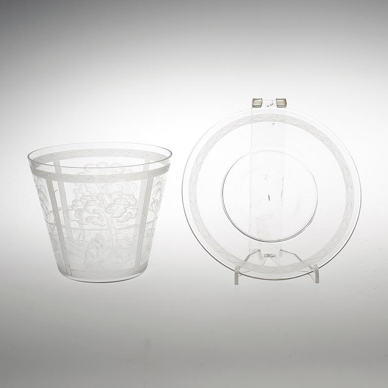 SKÅL med FAT, glas, Edward Hald, Orrefors, signerad och daterad 1925.