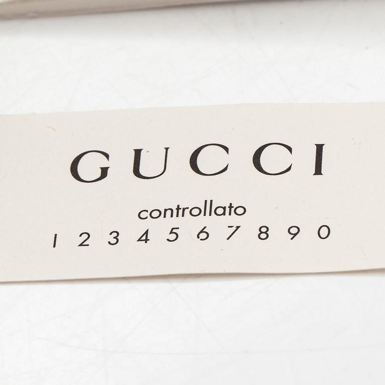 Gucci, örhängen, 18K vitguld och bergskristall.