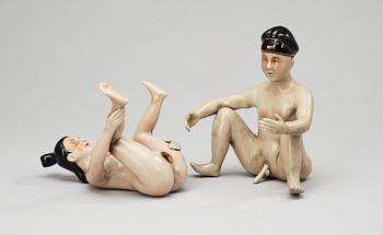 FIGURINER, 2 st, porslin. Kina, 1900-tal.