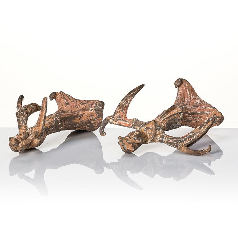 A set of two dancers, Western Han dynasty (206 BC - 220 AD).