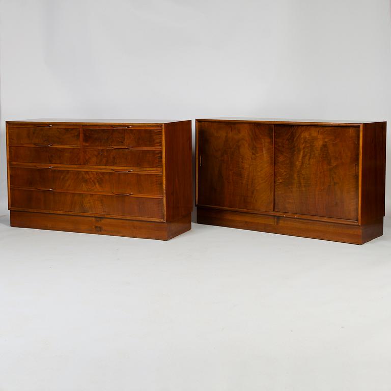 SIDEBOARD, 2 delar, 1900-talets andra hälft.