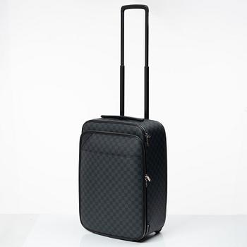 Louis Vuitton, resväska/kabinväska, "Pégase 50".