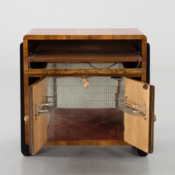 A cocktail cabinet, mid 1900's.