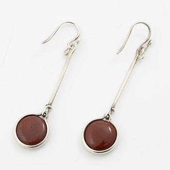 A pair of silver earrings with jasper, likely Torun Bülow-Hübe.