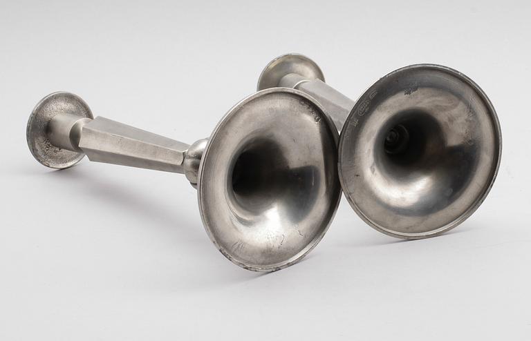 LJUSSTAKAR, 1 par, tenn, Edvin Ollers, 1936.