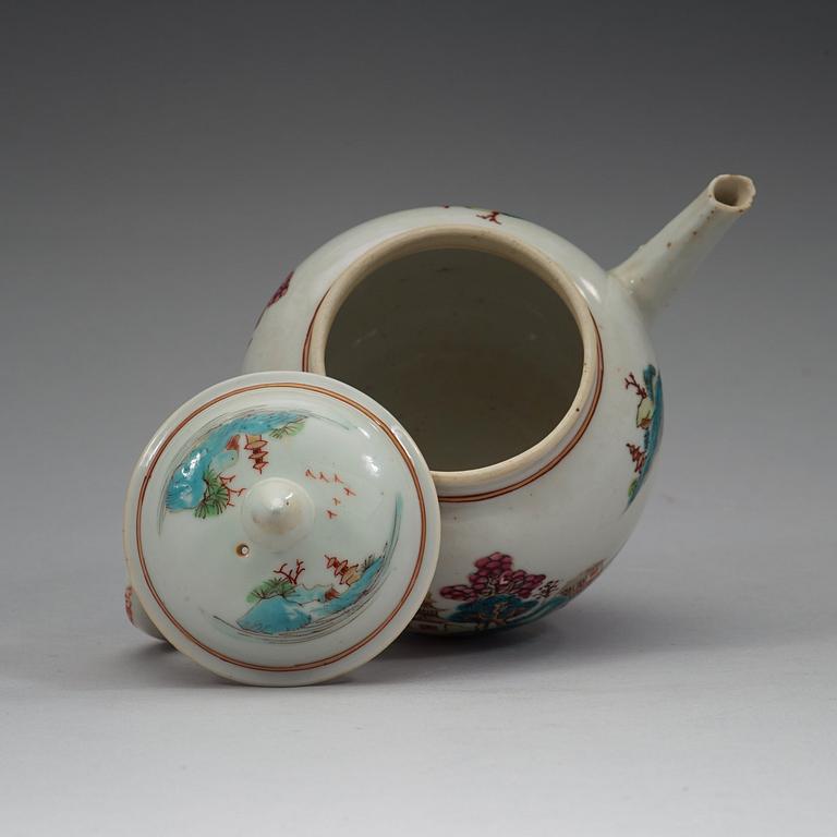 A famille rose tea pot with cover, Qing dynasty, Yongzheng (1723-35).