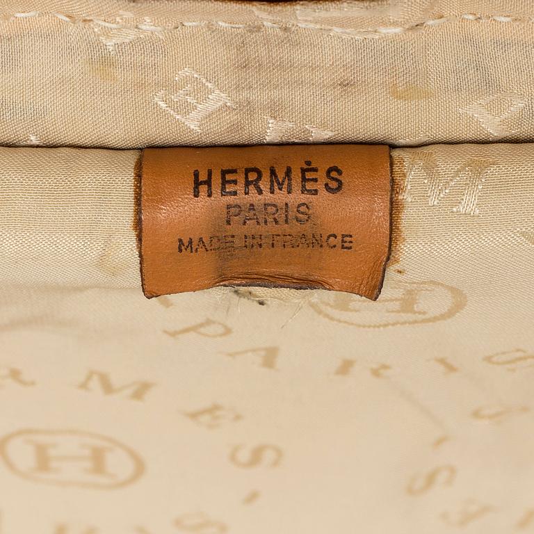 Hermès  Evergrain Garment Bag.