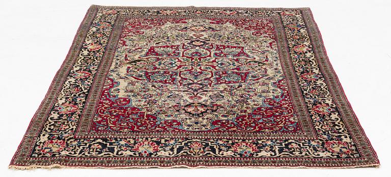 Matta, antik Isfahan, ca 215 x 138 cm.