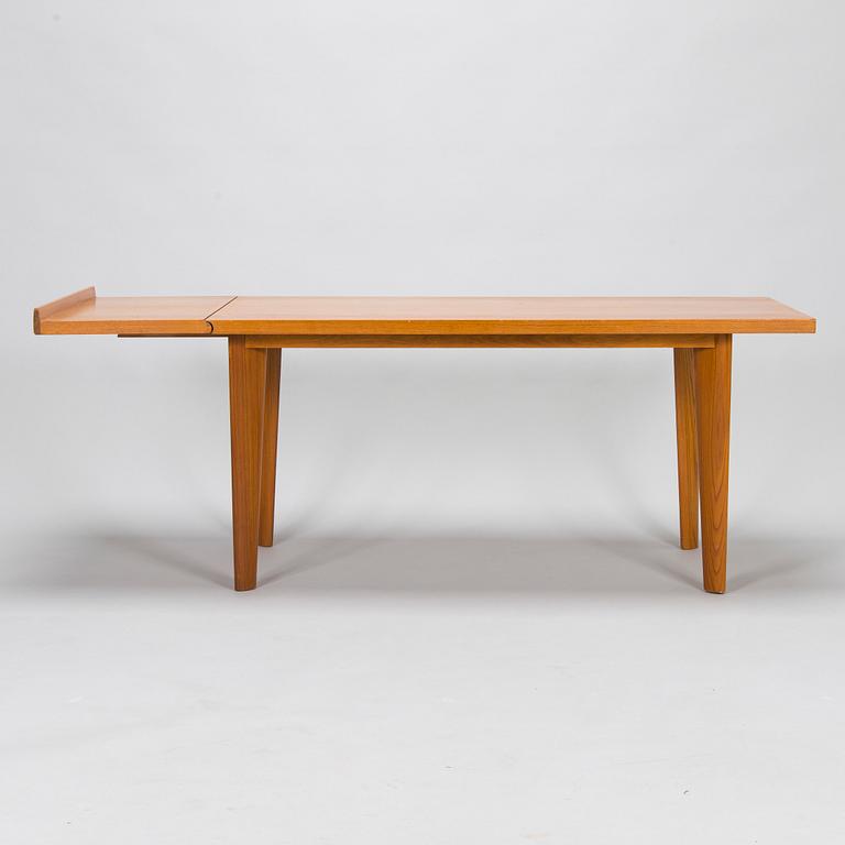 Marianne Boman-Schleutker, A mid 20th century coffee table, Oy Boman Ab, Finland.