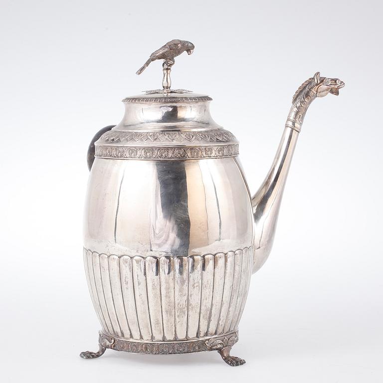 KAFFEKANNA, silver, Jakob Lundberg, Stockholm, 1829. Vikt ca 835 gram.