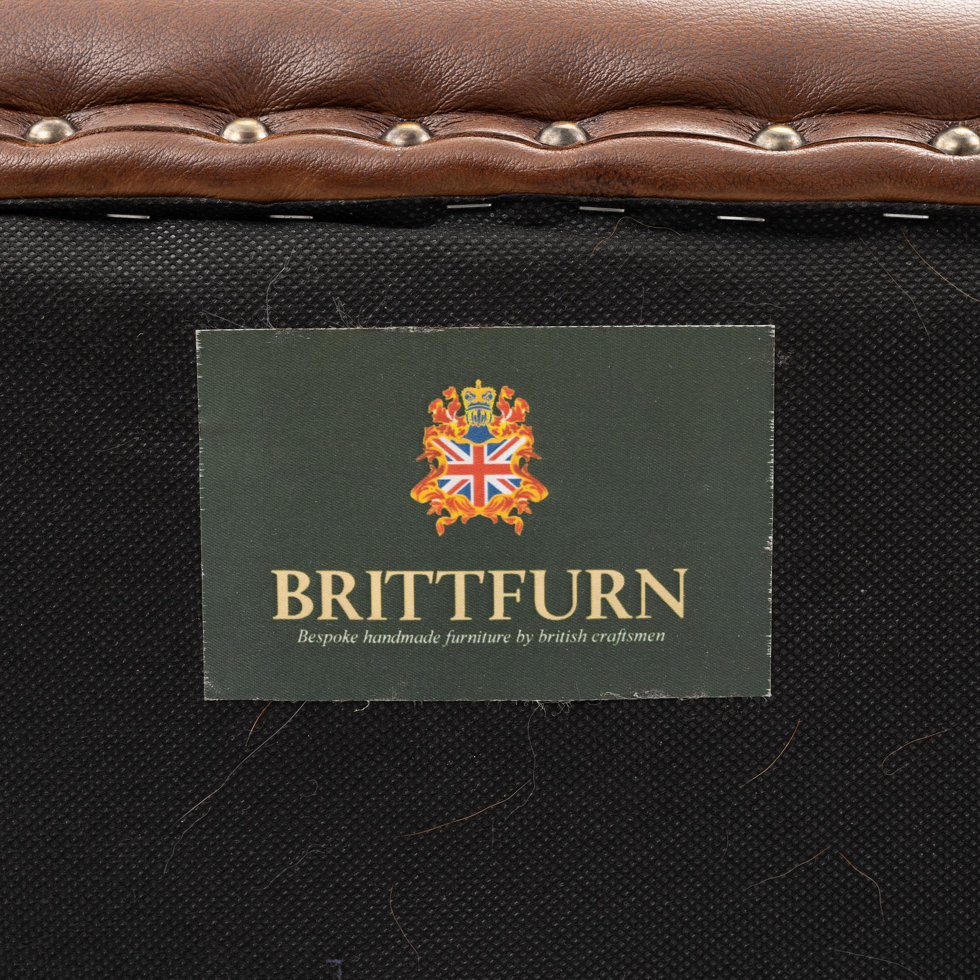 Armchairs, a pair, English style, Brittfurn, 21st century.