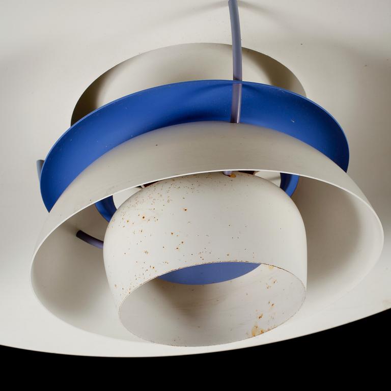 TAKLAMPA, "PH 5", Poul Henningsen, Louis Poulsen, Danmark, 1900-talets andra hälft, höjd ca 30 cm.