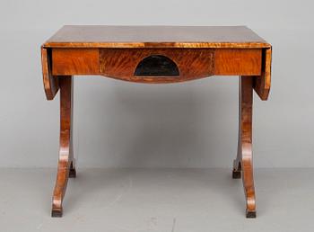 KLAFFBORD, empire, 1800-tal.