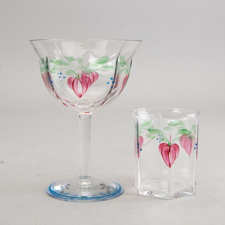 GLASSERVIS, 32 delar, "Maja" Eva Englund, Orrefors.