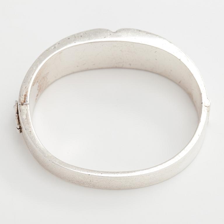 Björn Weckström, bracelet, “Astaire”, silver, grey granite, Lapponia 1987.