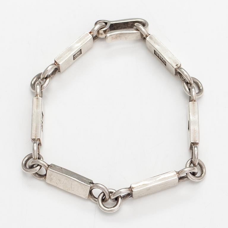 Bertel Gardberg, A sterling silver bracelet. Tammisaari 1985.