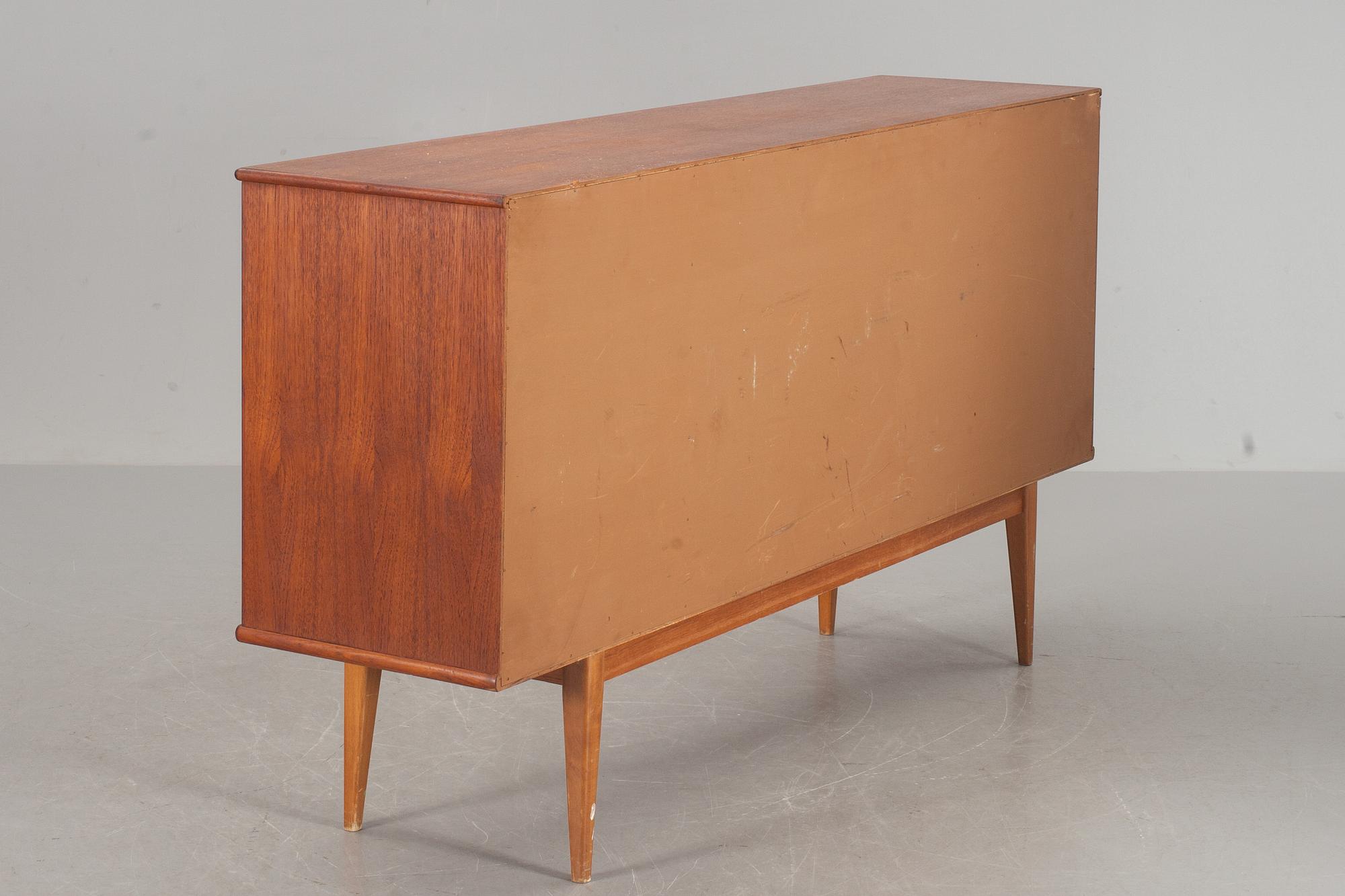 SIDEBOARD, teak. 1950/60-tal.