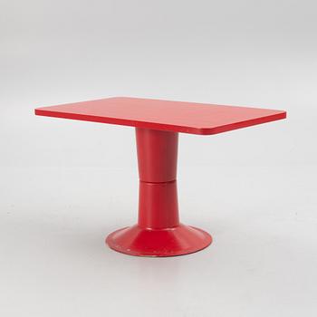 Yrjö Kukkapuro, a 'Saturnus' table, Haimi, Finland, 1970's.